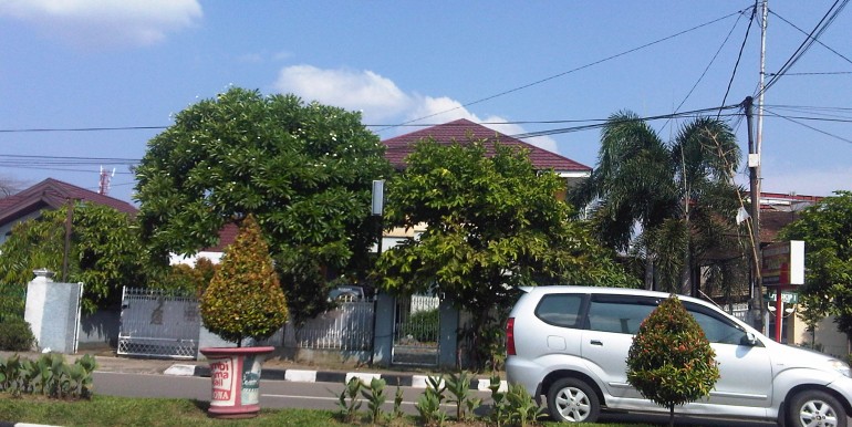 187. Rumah Jl. Slamet Riyadi, Solok Sipin Broni, Telanai Pura-Irwan Awang (6)