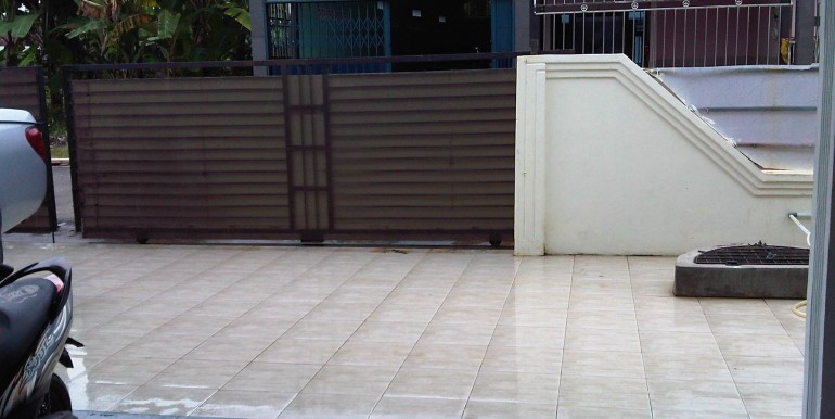 Rumah Jl. Aditya Warman, Beringinl-Irwan Awang (3)